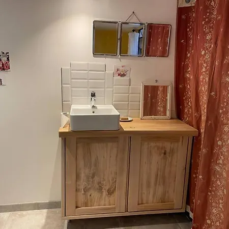 アパート Loft-atelier A